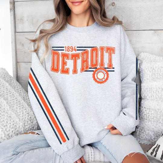 Discover Detroit Baseball Vintage Retro Sweatshirt, Unisex Tiger Sleeve Print Crewneck, Throwback Style Sweatshirt, Gift for Detroit Baseball Fans
