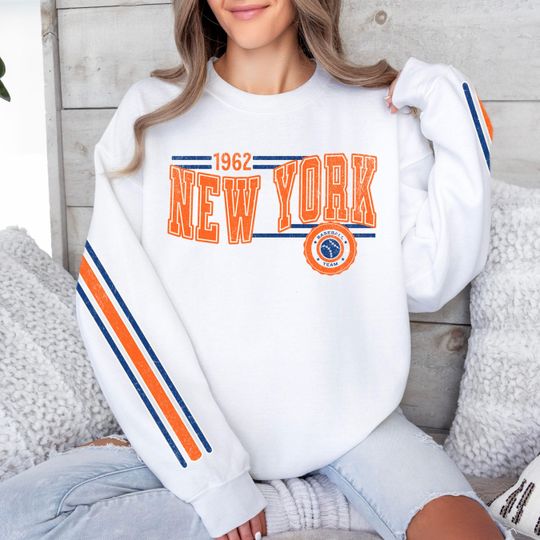 Discover New York Baseball Vintage Retro Sweatshirt, Unisex Met Sleeve Print Crewneck, Throwback Style Sweatshirt, Gift for New York Baseball Fans