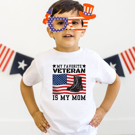 Discover My Favorite Veteran Is My Mom T-Shirt - Veteran's Day Gift