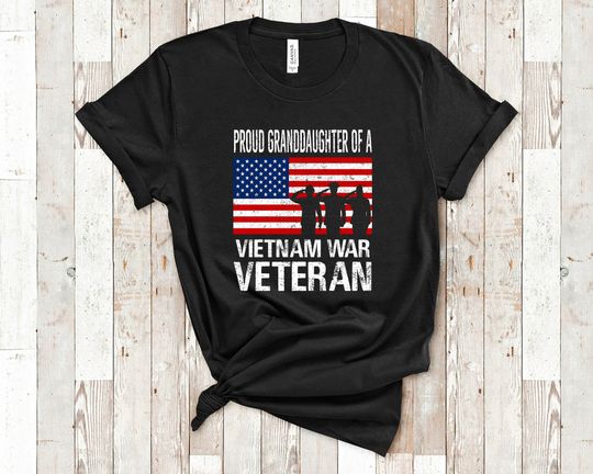 Discover Proud Granddaughter of a Vietnam War Veteran Family Shirt for Grandfather Granddaughters Matching Memorial Day or Veterans Day Tshirt
