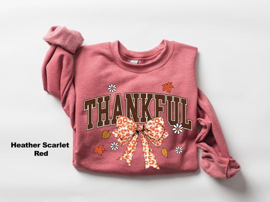 Discover Thankful Sweatshirt, Thankful Grateful Sweatshirt, Womens Thanksgiving Dinner Sweatshirt, Cute Fall Shirt, Fall Vibes Shirt, Fall Sweatshirt