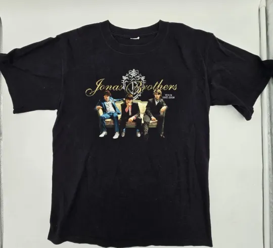Discover HOT NEWW Jonas Brothers Shirt Black 2007 2008 Tour Concert Band Tee