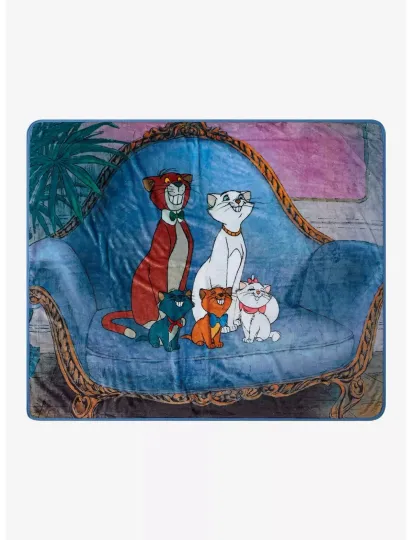 Discover Disney The Aristocats Family Portrait Fleece Throw