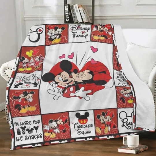 Discover Disney Mickey Minnie Mouse Love Themed Holiday Fleece Blanket