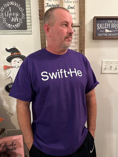 Discover Swift-He t-shirt