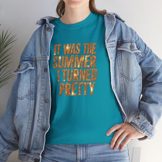 Discover The Summer I Turned Pretty Shirt, Life of a Showgirl Tee, Beach Vibes T-Shirt, Unisex Graphic Tee, Summer Memories Top, Retro Vacation Shirt