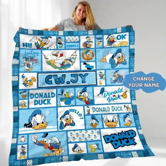 Discover Personalized Disney Donald Duck Holiday Fleece Blanket