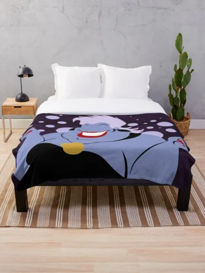Discover Disney The Little Mermaid Minimal Ursula Cozy Fleece Blanket