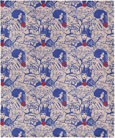 Discover Disney Snow White Forest Of Apples DisneyFriends Fleece Blanket