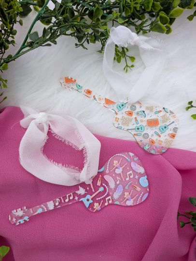 Discover Taylorrrrr Swiftttts Inspired Christmas Ornament / Guitar with Dancing Girl Christmas Decoration / life of a show girl era / guitar shape ornament