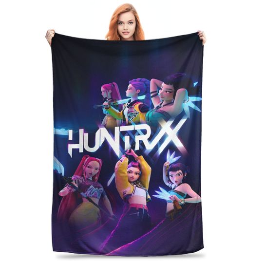 Discover Stylish Huntrix K-pop Demon Hunters Fleece Blanket