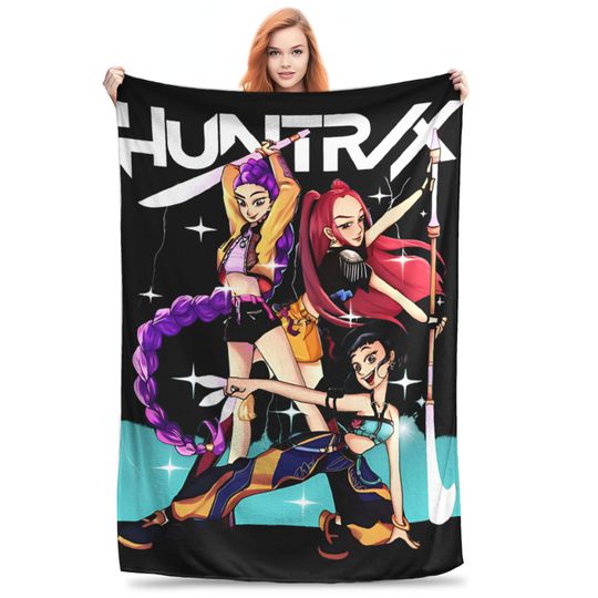 Discover Huntrix Girl Warriors Demon Hunters Fleece Blanket