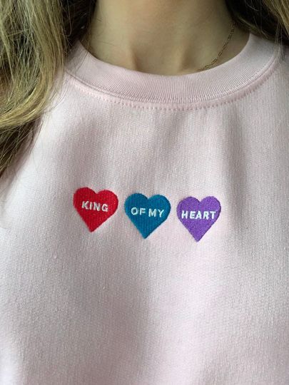 Discover King Of My Heart Embroidered Taylorr Swifts Unisex Sweatshirt