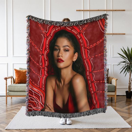 Discover Zendaya Woven Blanket, Actress Blanket, Cozy Room Decor, Pop Culture Tapestry, Aesthetic Bedroom Blanket, Celebrity Fan Gift