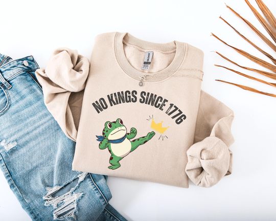 Discover Portland Frog No Kings Protest Sweatshirt, Abolish ICE Anti Fascism Sweater, FDT Hoodie, Resistance Hoodie, Activist Shirt, Resist Tee