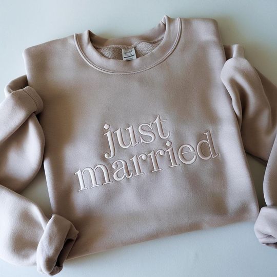Discover EMBROIDERED Just Married Sweatshirt, Honeymoon Shirt, Bridal Party Shirt, Bridal Shower Shirt, Wedding Tshirts, Couple Shirts