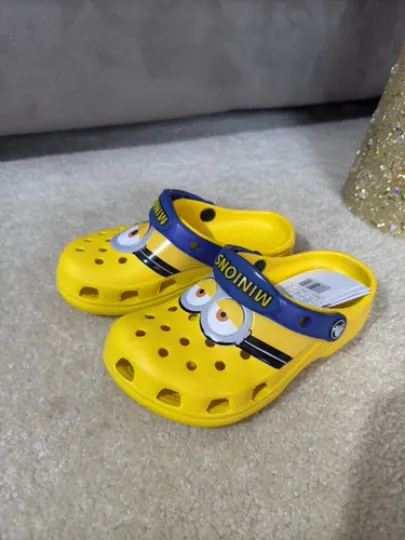 Discover Crocs Minions Kids Classic Clogs