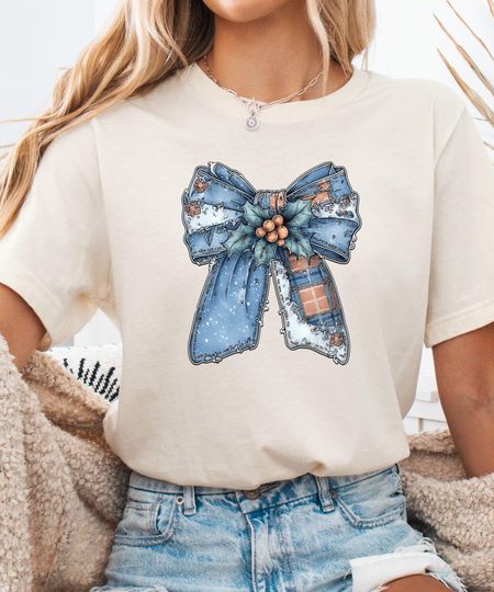 Discover Christmas Patchwork Bow Sweatshirt: Cozy Holiday Outfit