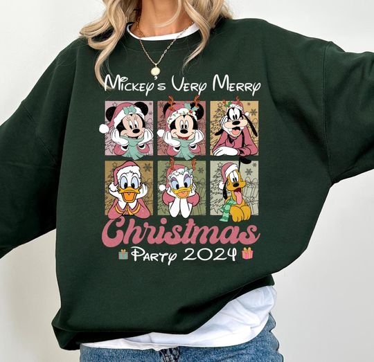 Discover Disney Mickey Friends Christmas Group Photo Sweatshirt