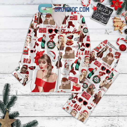 Discover The Famous Singer Merry Christmas The Eras Pajamas Set