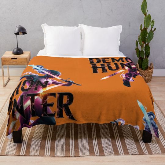 Discover Epic Demon Hunter Anime Warrior Sword T-Shirt Throw Blanket