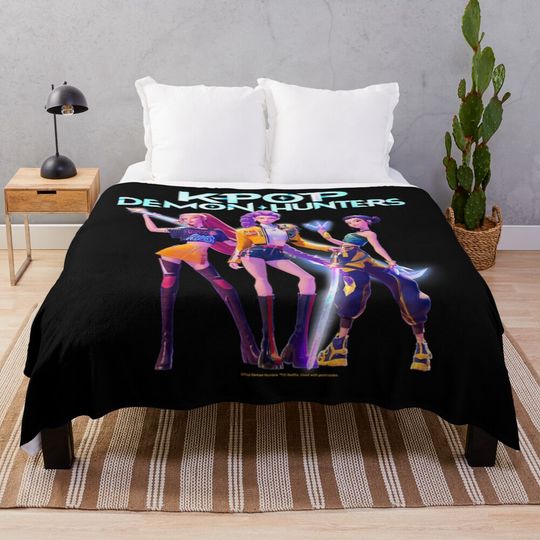 Discover Halloween Huntrix Heroic KPop Demon hunterix Demon Throw Blanket