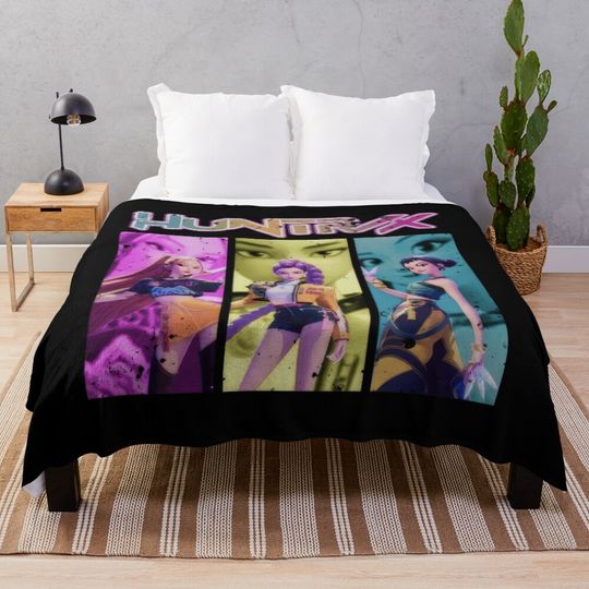 Discover Kpop Demon Hunters – HUNTR/X Neon Idol Poster Throw Blanket