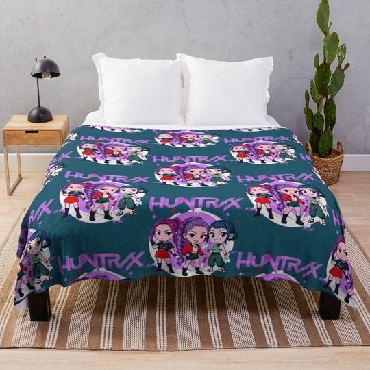 Discover Huntrix Demon Hunters   Fleece Blanket