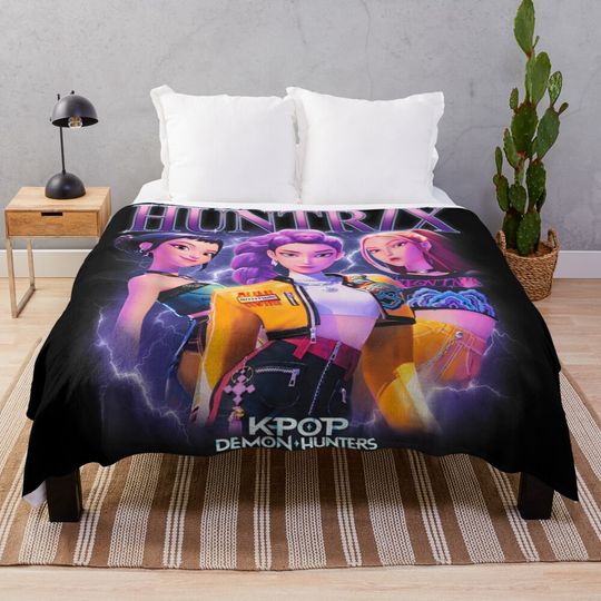 Discover Huntrx Heartthrob Officially Licensed T-Shirt Fleece Blanket