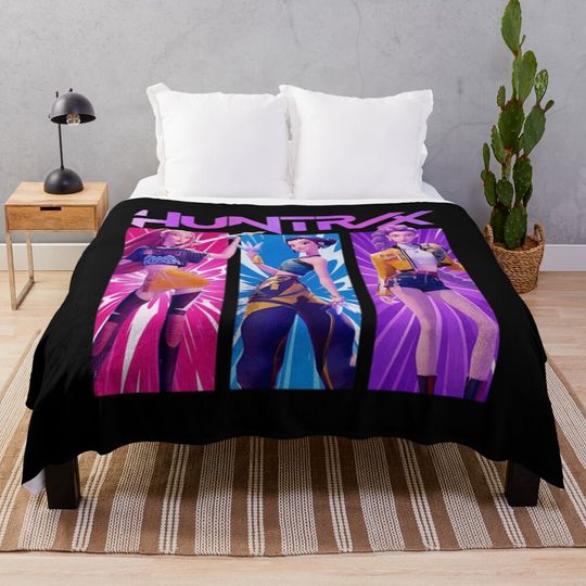 Discover HUNTRIX Kpop Demon Hunters Fleece Blanket