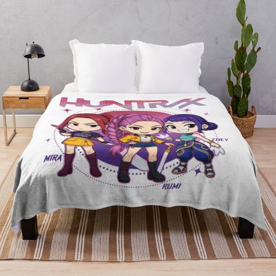 Discover Huntrix Demon Hunters Shirt Mira Rumi Zoey Chibi Kpop Demon Hunters Fleece Blanket