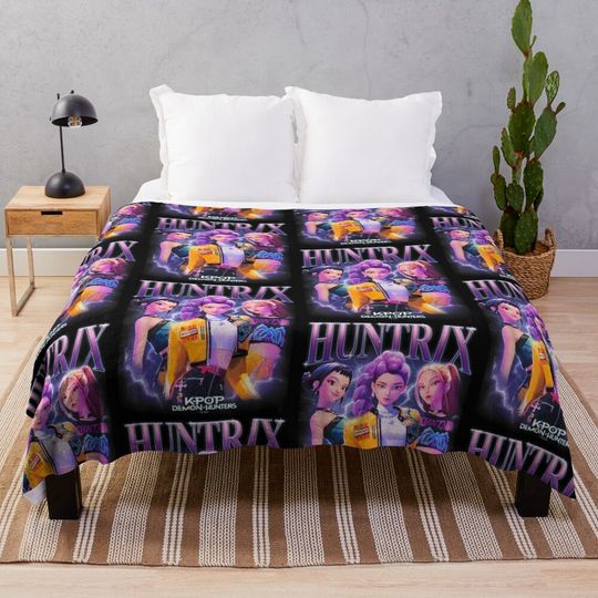 Discover KPop Hunters X Huntrx Heartthrob Officially Licensed  Fleece Blanket