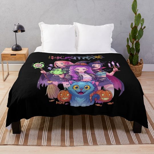 Discover Huntrix Halloween Kpop Demon Hunter Throw Blanket