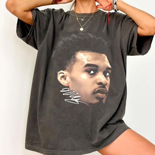 Discover Victor Wembanyama Tee - Vintage Sporty Graphic T-Shirt for Fans, Casual Wear Gift for Athletes Basketball Lovers Street Style