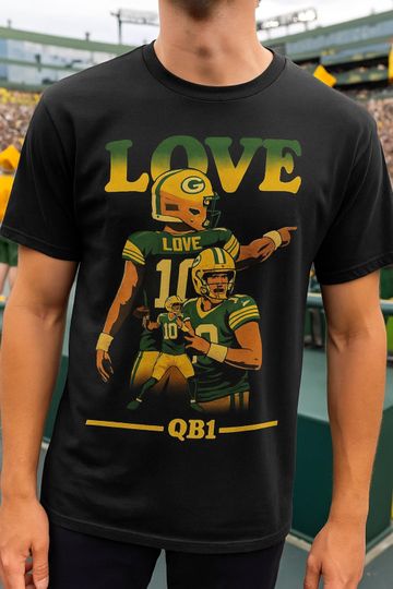 Discover Vintage Bootleg Jordan Love #10 Green Bay Football T-Shirt | Retro Sports Fan Tee