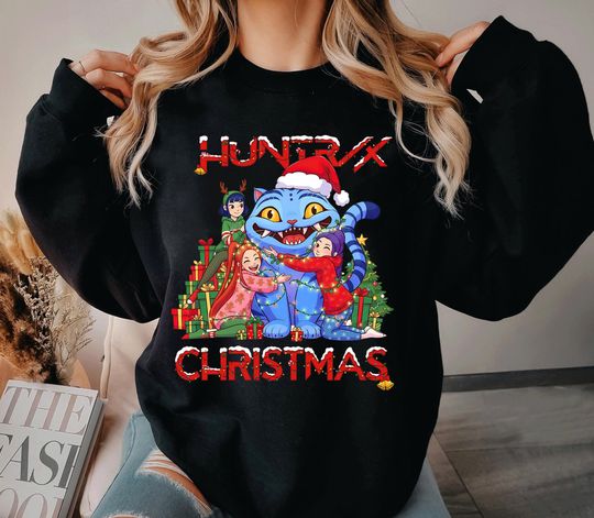 Huntrix Christmas Demon Hunter Sweatshirt, Huntrix Girls Xmas Sweatshirt, Kpop Demon Hunter Tee, Derpy Tiger Merry Christmas Sweatshirt