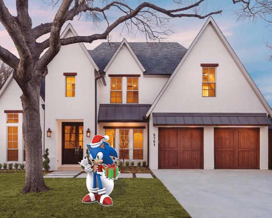 Discover Sonic Christmas Cutout and Yard Sign