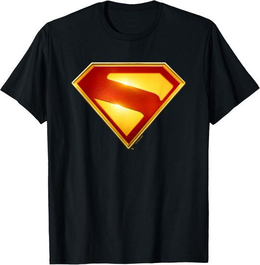 Discover Superman  Modern S-Shield Shiny Chest Emblem T-Shirt, Gift For Fan