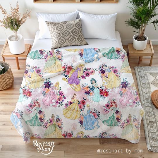 Discover Princesses Blanket, Pink Blanket for girls, Sherpa Blanket, Customizable Blanket, Kid Blankets