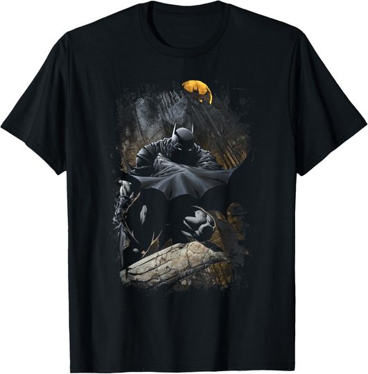 Discover Batman Sweeping Cape T-Shirt