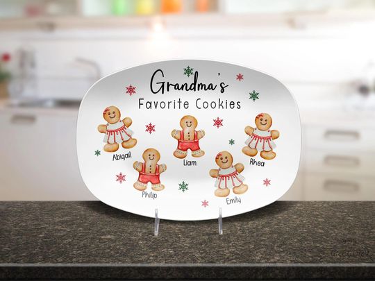 Discover Grandmas Favorite Cookies Plate  Custom Gingerbread Family Platter  Personalized Christmas Gift for Grandma with Grandkids' Names