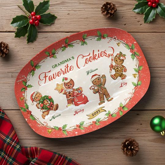 Grandma Christmas Cookies Plate, Custom Gingerbread Design with Grandkids Names, Personalized Grandma Gift, Perfect Holiday Gift