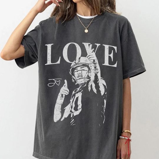 Jordan Love Vintage Comfort Colors T-Shirt, Green Bay Packers Retro Football Shirt