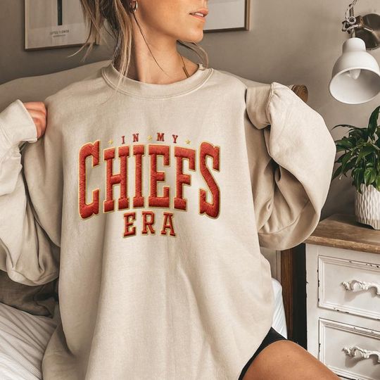 Discover Embroidered  Oversized Sweatshirt, Unisex College Sweater, Vintage Streetwear Pullover