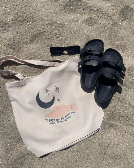 Discover summer love  tote bag