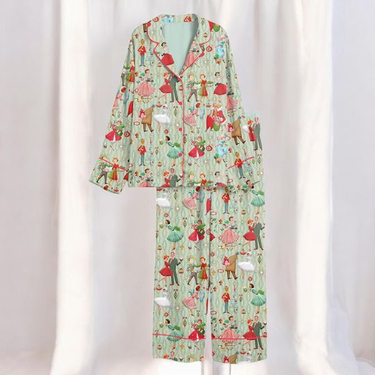 Discover Womens Retro Christmas Silk Pajama Set, 1950s Vintage Holiday Print PJs
