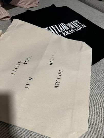 Discover custom tote bags