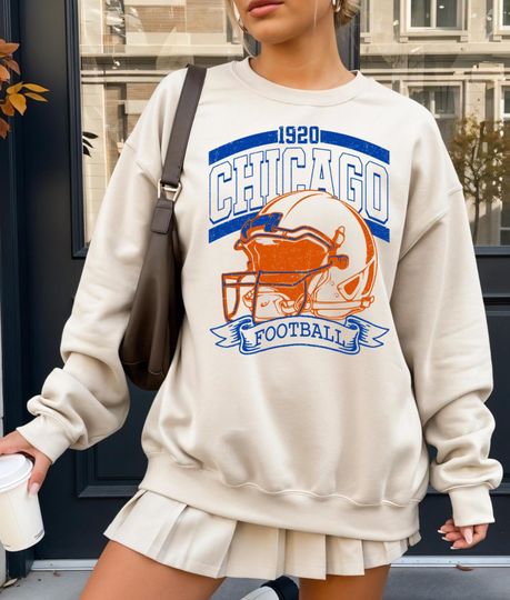 Chicago Football 1920s Sweatshirt: Retro Sports Tee