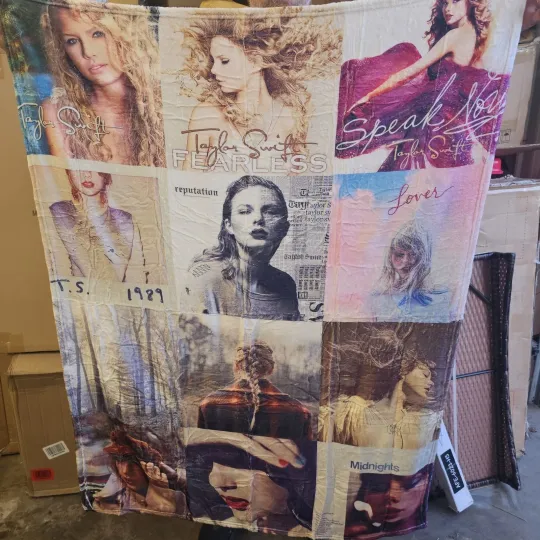 Taylorr Swifts Throw Blanket New Without Tags Great Gift Idea, Gift For Fans