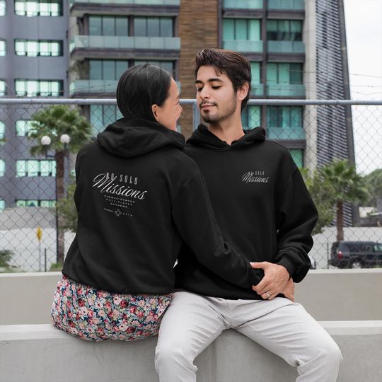 Discover Personazlied Cozy Gaming Hoodie - No Solo Missions Double-Sided Matching Couple Hoodie Gift Idea For Gamers Unique Anniversary Gamer Apparel
